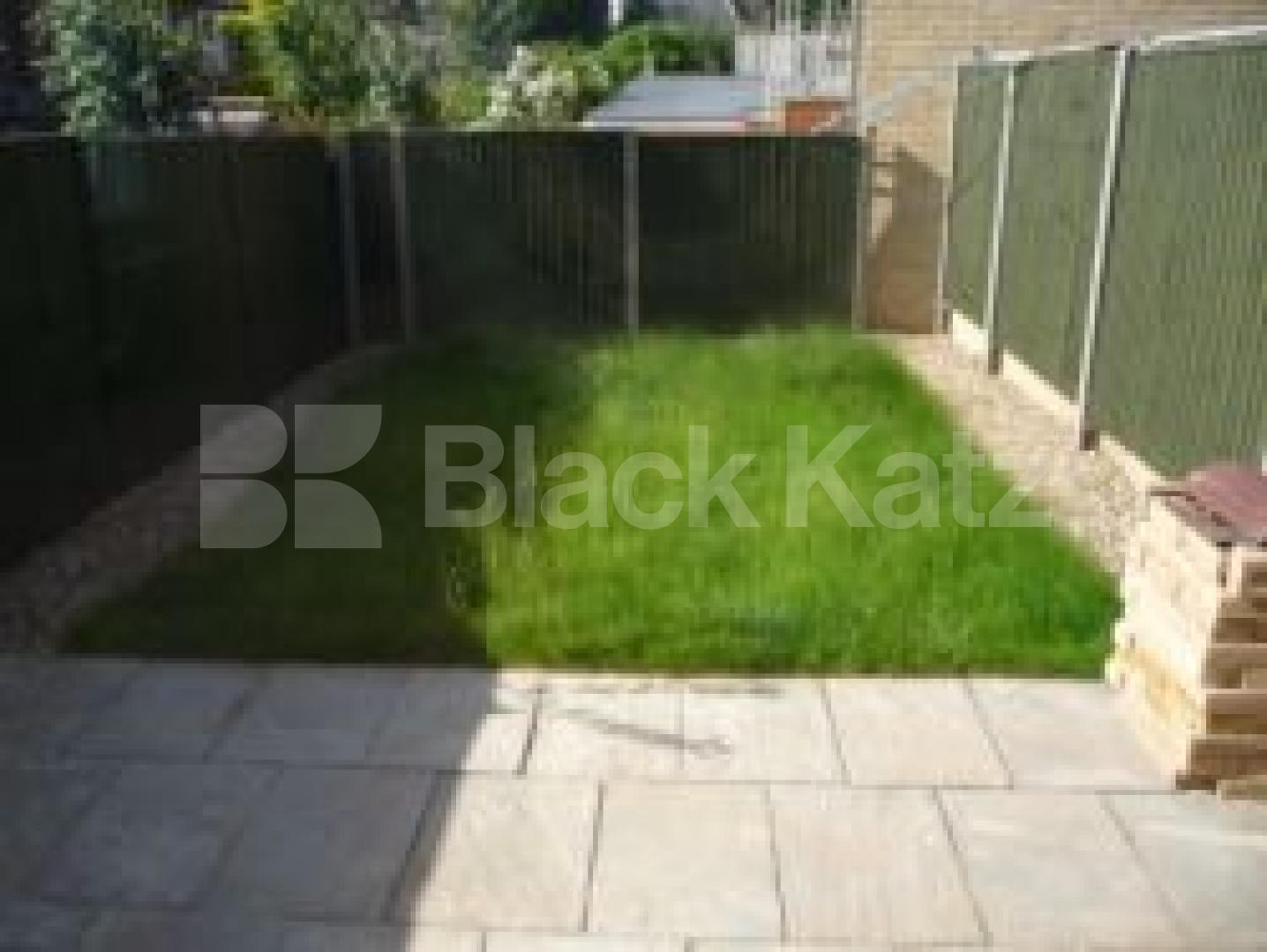 			4 Bedroom, 1 bath, 1 reception Terraced House			 Coleridge Road, CROUCH END N8